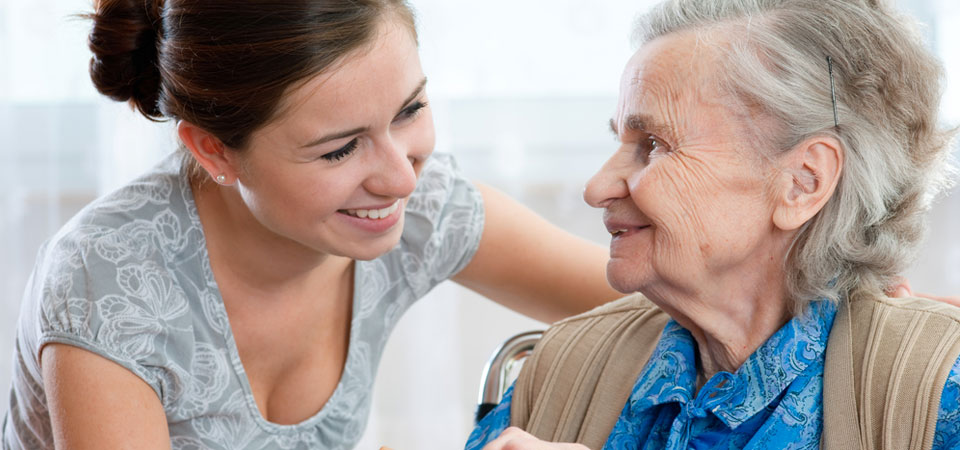 CURSO DE CUIDADO DEL ADULTO MAYOR